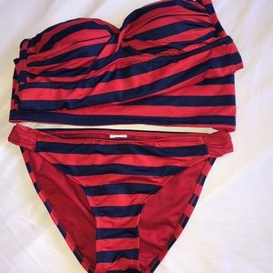 Never worn, Two piece bathing suit